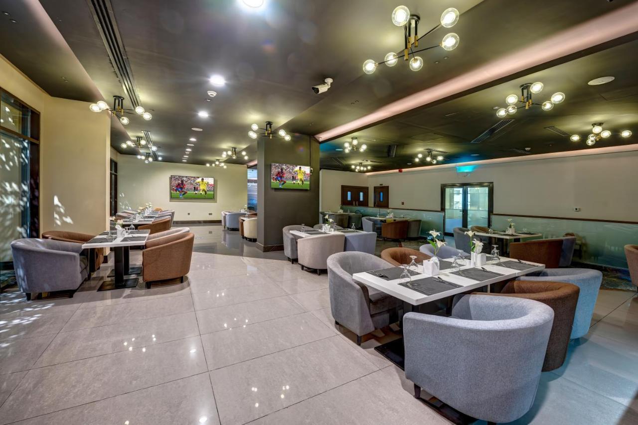 Abar Hotel Apartments Dip-1 Dubai Buitenkant foto
